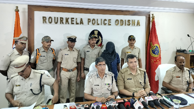 Odisha: One arrested in connection with loot of explosives by Maoists