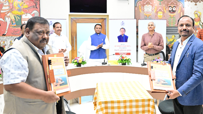 Odisha govt signs agreements for Gopalpur Port development & captive jetty at Jatadhari Muhan