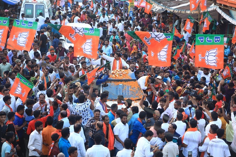 High-decibel Campaign For Dhamnagar By-poll Ends