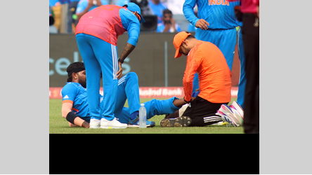 Hardik Pandya injured
