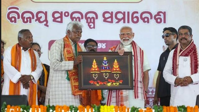 Perhaps BJP and its leader Naveen Patnaik  would say that they know  it best how to save the Oriya identity intact and make it flourish further. A politician who   has been chief minister  for 15 years would not have been in power had he been perceived anti-Odia or a failure to preserve the regional identity of his people and the state