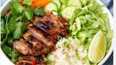 Lemongrass chicken with rice is a delicious and aromatic dish that combines the citrusy flavor of lemongrass with the savory taste of chicken