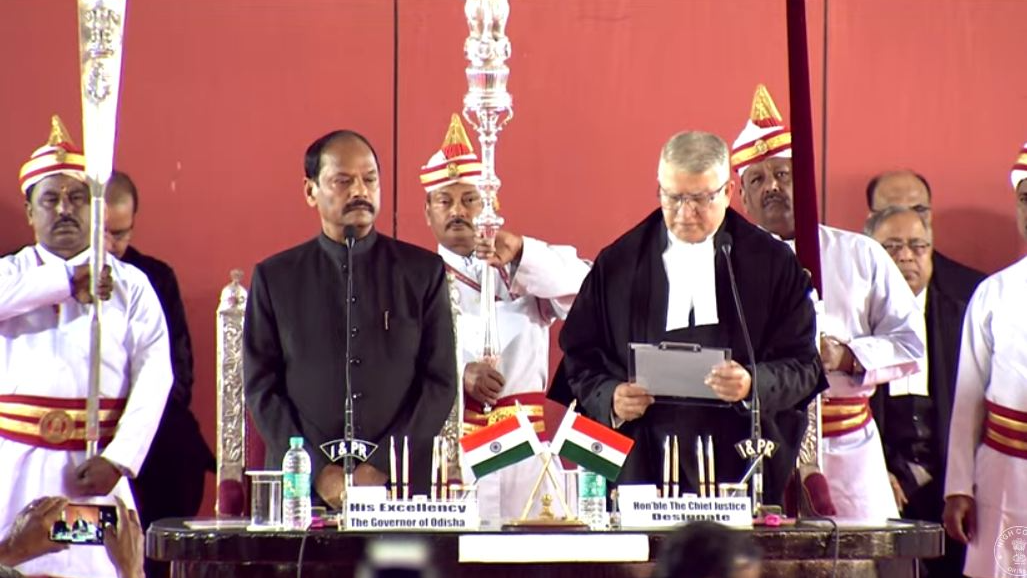 Justice Chakradhari Sharan Singh was sworn in as the Chief Justice of the Orissa High Court today, with Odisha Governor Raghubar Das administering the oath at a special ceremony today