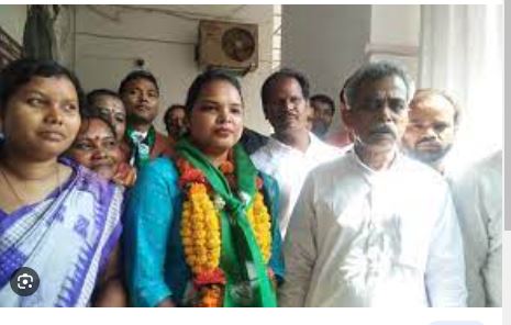 In yet another setback to the ruling BJD in Odisha ahead of the forthcoming polls, MLA Premananda Nayak resigned from the primary membership of the BJD.