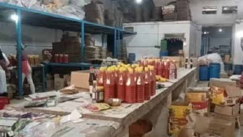  The Commissionerate Police on Wednesday uncovered a counterfeit sauce manufacturing unit in the Bhimtangi area of Bhubaneswar. 