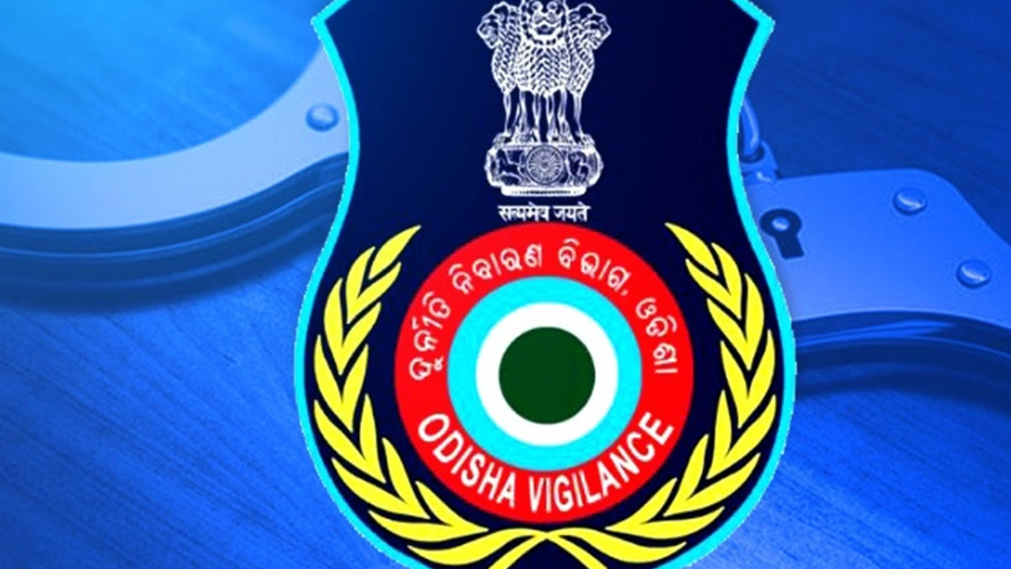 Odisha Vigilance on Tuesday apprehended an Assistant Engineer (AE) of Jatni Block in Khordha district for demanding and accepting bribe from a complainant