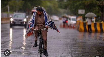 Extremely Severe Cyclone forecast for Arabian seas this Dussehra, Heavy rain in Karnataka: Will hit Gujarat?