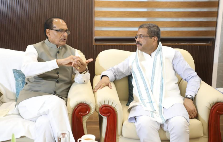 According to Dr. Sarat Sahu, Director of the Center for Climate and Environment at SOA University, the monsoon is likely to arrive in Odisha by May 28 or 29