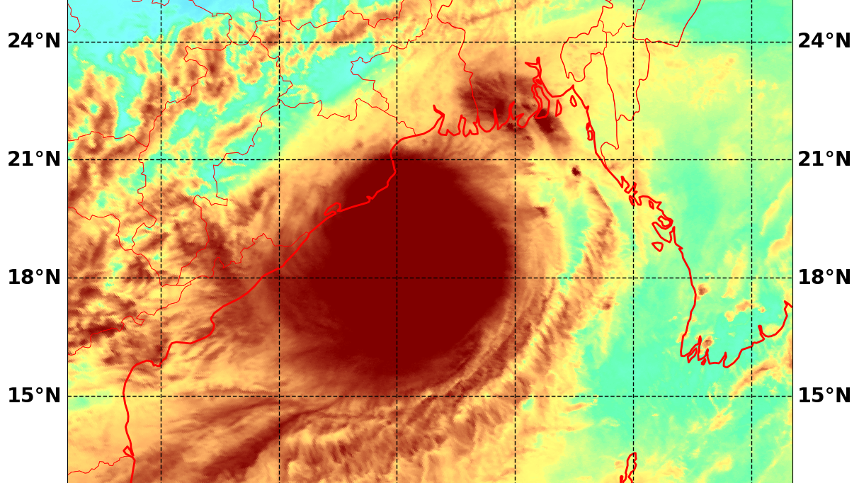 Severe Cyclone Dana Landfall Live Images: From approaching Bhitarkanika to looming over Balasore et al in Images!