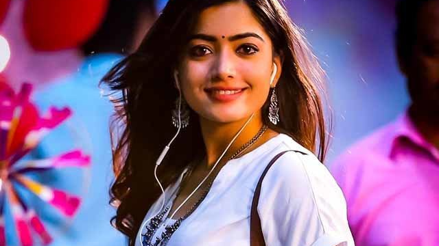 After Chhaava blockbuster,  Rashmika charges a shocking amount in Sikandar!