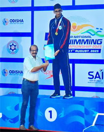 Students from Odisha Adarsha Vidyalayas (OAVs) and Iconic OAVs have made their mark in the Joint Entrance Examination (JEE) 2025, securing prestigious seats in renowned engineering institutions across India. 