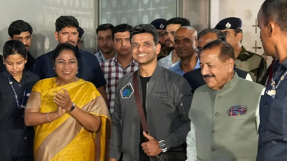 Shubhanshu in Delhi