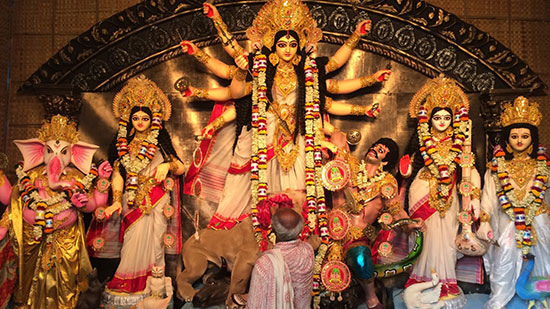 'Radha Damodar Besha' 