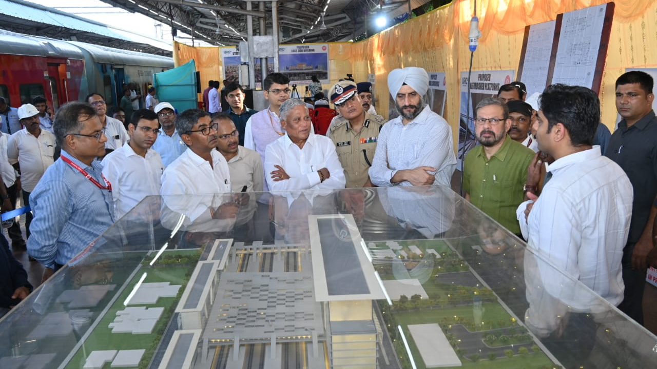 Minister of State for Railways V. Somanna