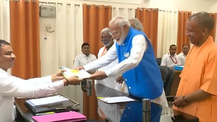 Prime Minister Narendra Modi submitted his nomination papers from the Varanasi Lok Sabha seat in Uttar Pradesh today