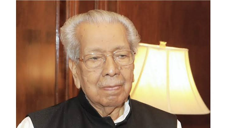 Former Andhra Pradesh Governor Biswabhusan Harichandan admitted to a private hospital in Bhubaneswar.