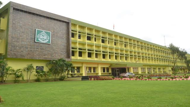 The Orissa High Court has issued fresh guidelines for Dussehra celebrations in Cuttack, putting safety and civic convenience at the forefront.