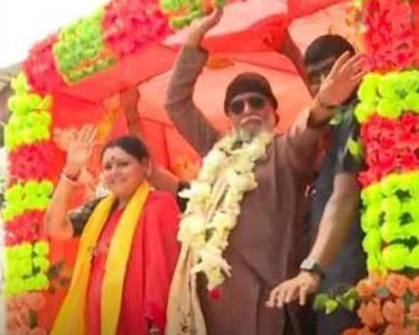 Mithun Chakraborty's roadshow