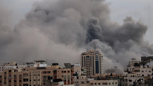 At least 37 Palestinians were killed and more than 100 others injured in a massive Israeli attack on the al-Mughazi refugee camp in the central Gaza Strip, the Gaza-based Health Ministry has said.