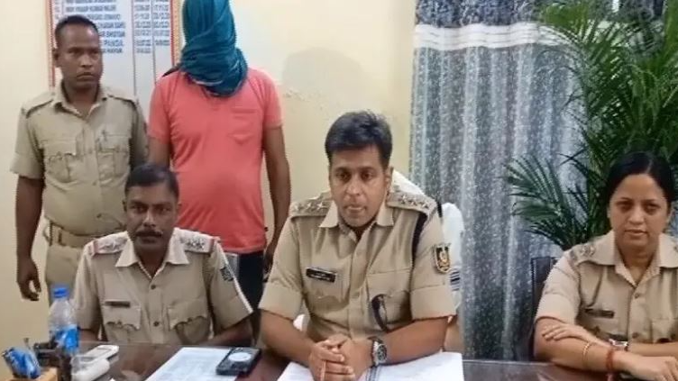 Illegal SIM Card racket busted in Bhadrak, 1 held