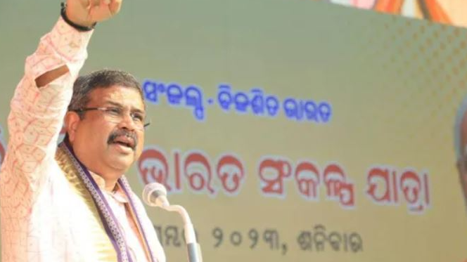 Union Minister Pradhan lauds Gadkari for approval of development of NH 55 in Sambalpur
