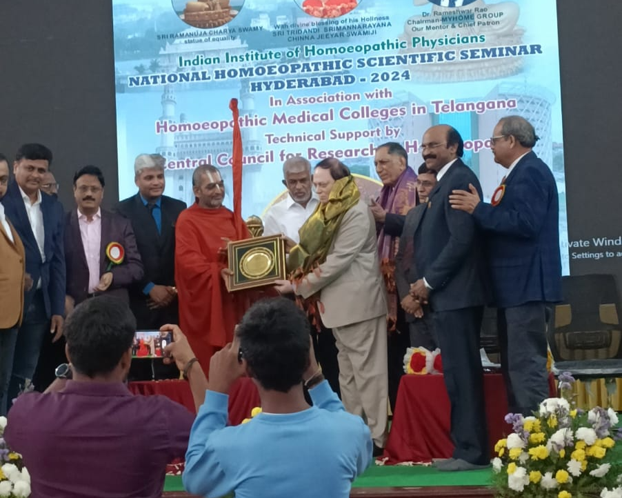 Ace homoeopathic researcher Dr. Niranjan Mohanty conferred Living Legend Award by IIHP
