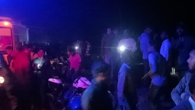 Dozen of passengers crushed under train in Jharkhand