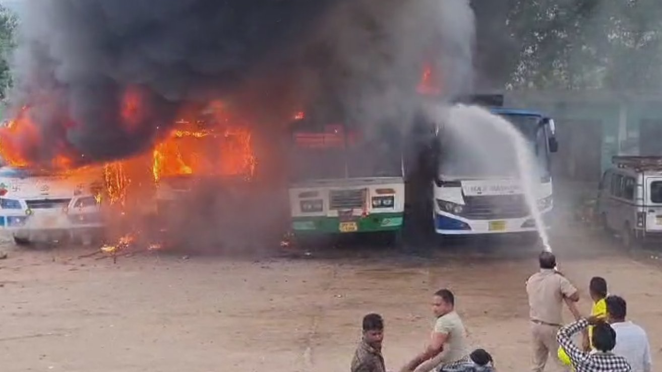 Fire mishap: Four private buses gutted in Odisha’s Bissam Cuttack bus-stand 