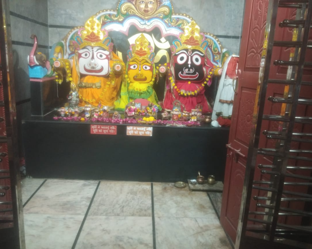 Bharuch Shri Jagannath Temple: Holy Trinity from Puri embarked to Gujurat in train!