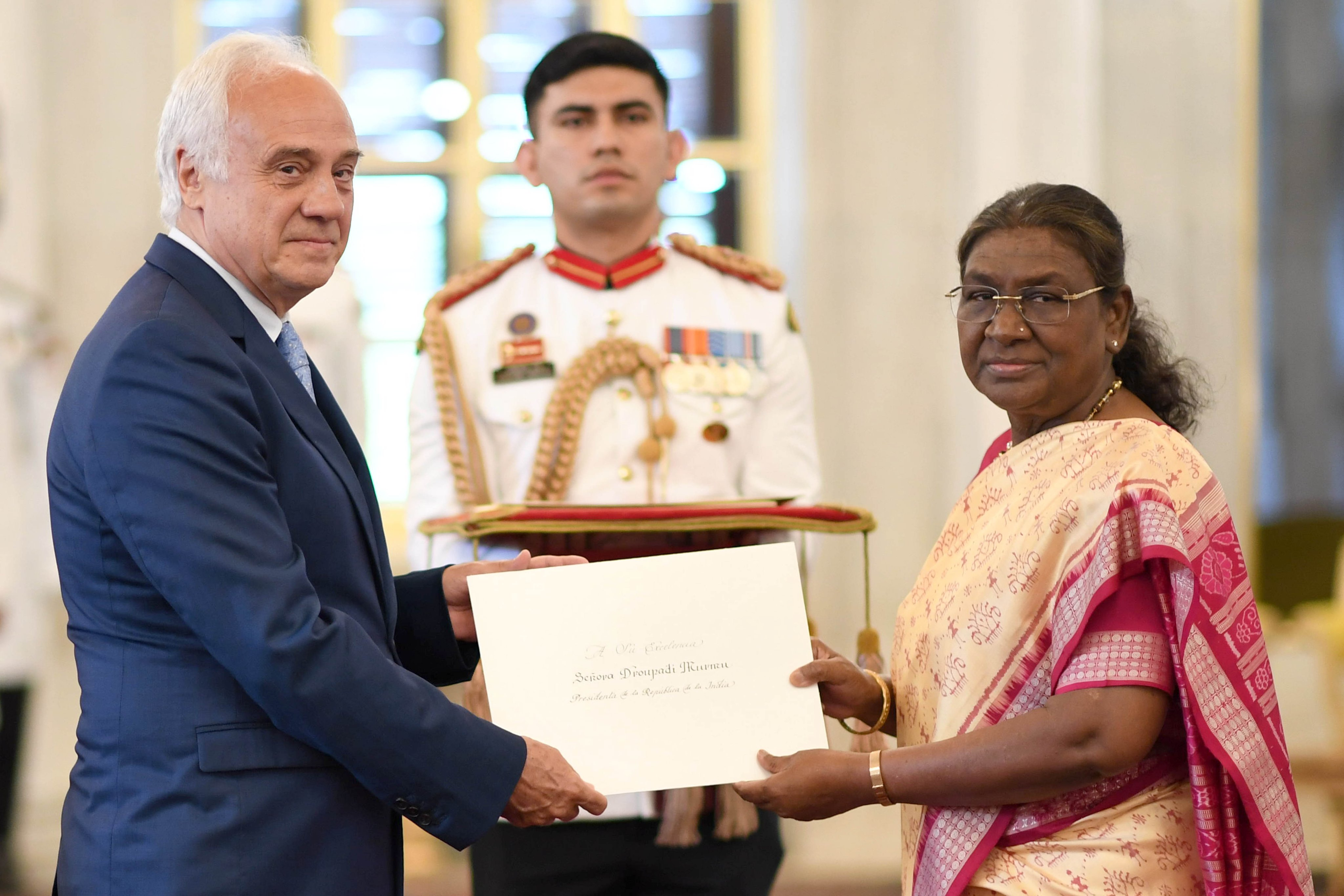 Envoys of four nations present credentials to president of India