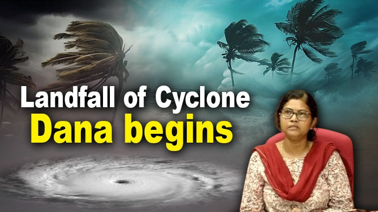 Landfall of Cyclone Dana: Bhitarkanika region receives heavy rainfall with stormy wind