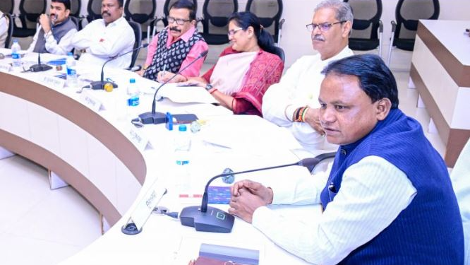 In a significant crackdown on tiger skin trafficking, a joint operation led by the Forest Department and the Similipal Tiger Reserve (STR) team has resulted in the arrest of seven individuals, including a government school teacher.