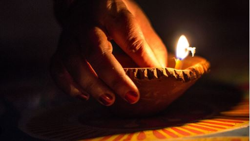 Adapa mandapa