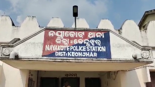 the incident occurred while Sukhmani was fast asleep with her daughter. While the kid died after some time of snake bite, Sukhmani was rushed to Banshapala Community center where doctor declared her dead
