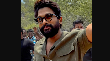 Highlighting SRK and Vijay Sethupathi he added: “@iamsrk garu’s Massiest avatar ever, charming the whole of India & beyond with his swag . Truly happy for you sir , we prayed this for you
