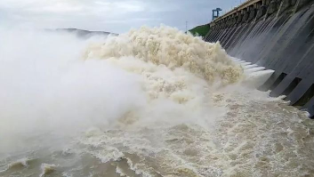 On Thursday, the dam releases this season’s floodwater into Mahanadi river through 14 sluice gates. The people residing in the low lying areas have been warned not to venture into the river bed