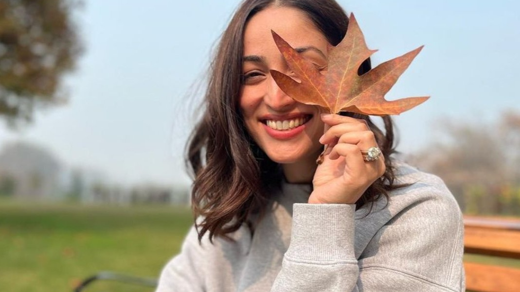 Yami Gautam took to her Instagram on Friday and shared a happy picture from the wrap-up schedule of her next untitled film. The sunkissed picture shows her smiling as she holds a maple leaf