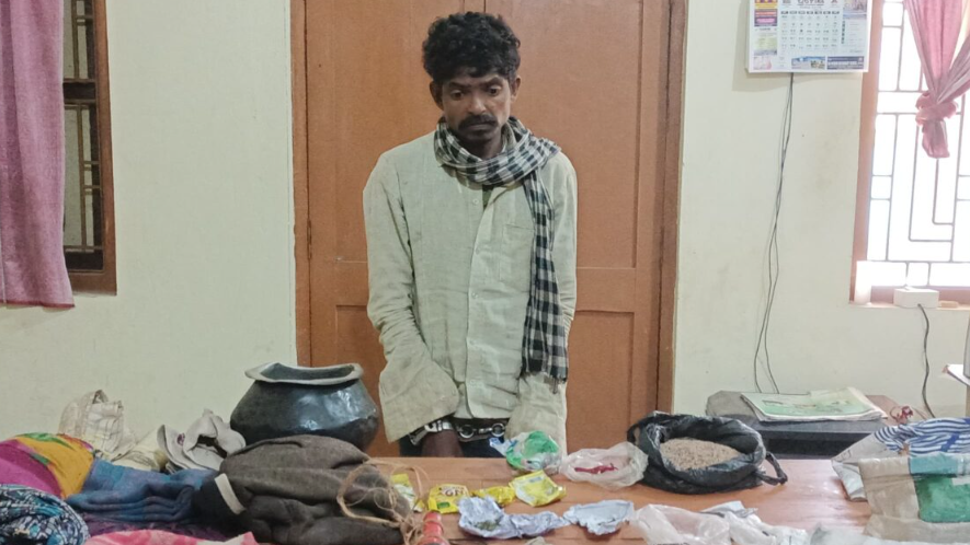  According to the reports, forest officials apprehend Antaryami nayak while patrolling in the Podadiha range of the South Division of Shimilipal Tiger Conservation Project
