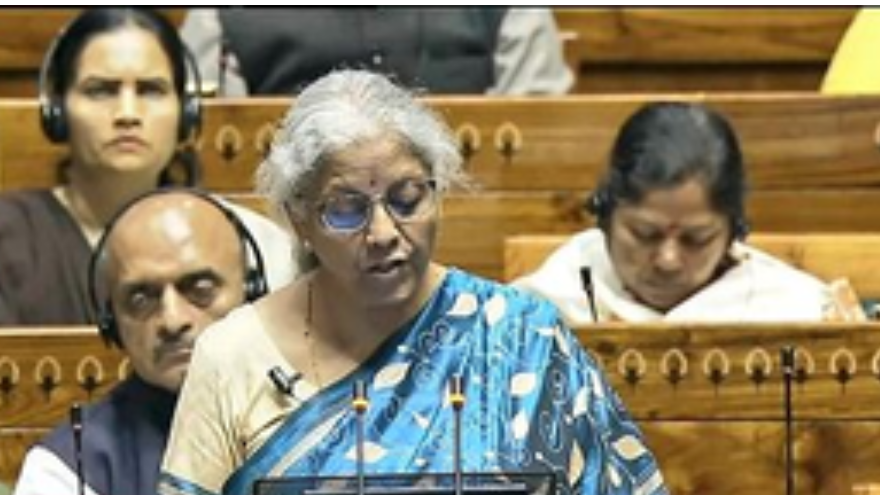  On Thursday, after securing President Draupadi Murmu's assent to the interim budget, the Finance Minister reached Parliament House along with her two ministers of state where the interim budget was approved in the Union Cabinet meeting chaired by PM Modi