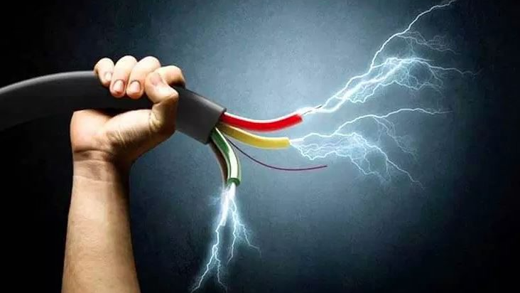 two persons were killed and another critically injured after an 11 KV power line fell on them near Danikapel village in Lanjigarh block in Odisha’a Kalahandi district