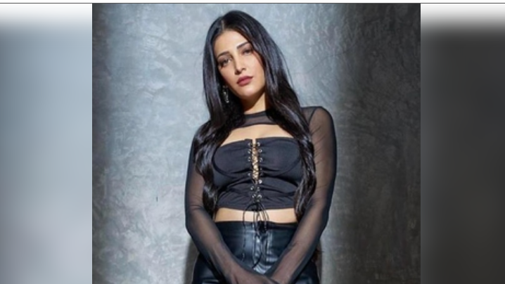 Talking about how men can take up more responsibility, Shruti said: “Men can be heroes in this department by saying, ‘we need to take this responsibility, we can get a vasectomy or use protection. This way, the responsibility of birth control and having a child will not fall on the female partner alone.