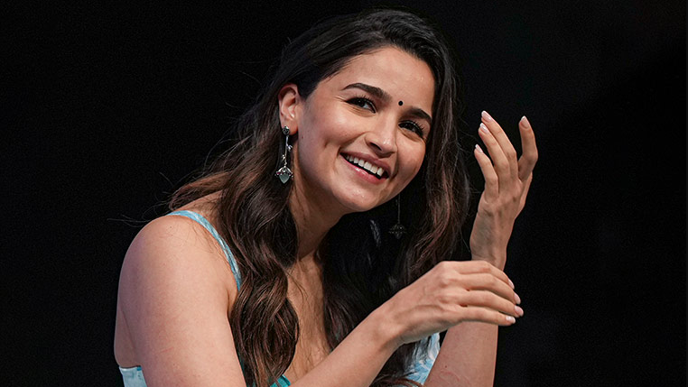  Alia commented on it saying, "Sweetie", followed by a crying face emojis