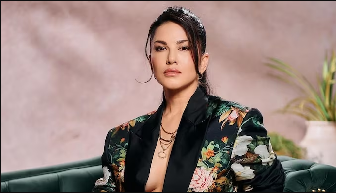 Meanwhile, on the work front, Sunny Leone is currently hosting the 15th edition of the popular dating show, ‘Splitsvilla