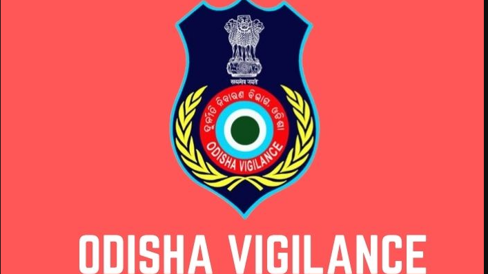 Odisha Vigilance on Monday apprehended a high school headmaster in Odisha’s Bargarh district for allegedly demanding and accepting bribe from a complainant