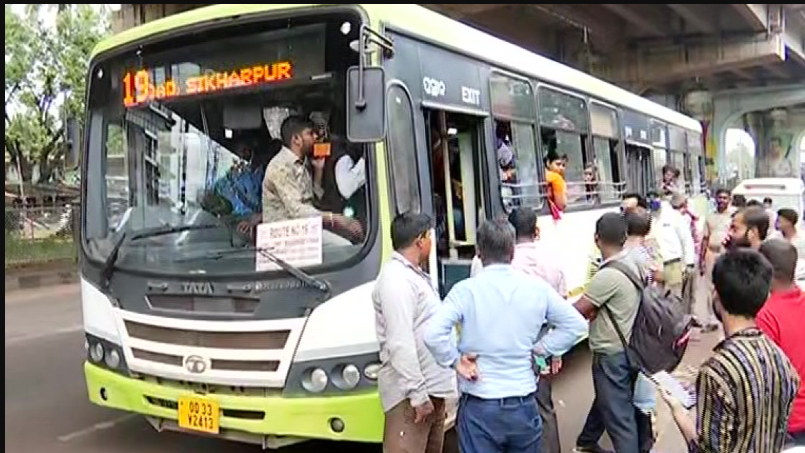Brundaban boarded Mo Bus route no. 19, carrying the money in his pocket. The bus became crowded as it approached Khandagiri, and it was only upon disembarking at the AIIMS bus stop that he realized the theft had occurred