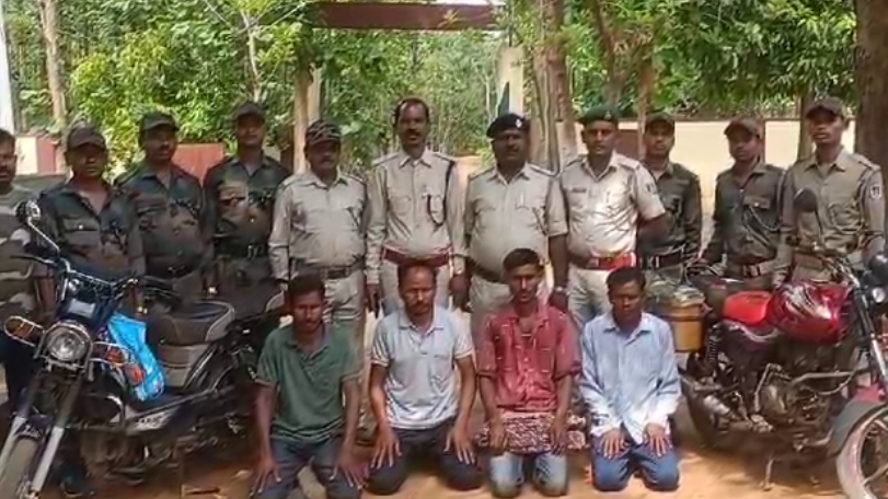 The officials also rescued 176 live turtles and seized two motorcyles from their possession. The arrested smugglers have been identified as the residents of  Kalahandi’s Gatamunda and Sargiguda, said sources