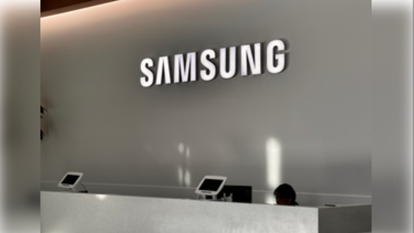 Under this partnership, Samsung Electronics' device division, which handles mobile, TV and home appliances, will collaborate with SNU's interdisciplinary AI program to carry out joint projects on advanced AI technologies over the next three years