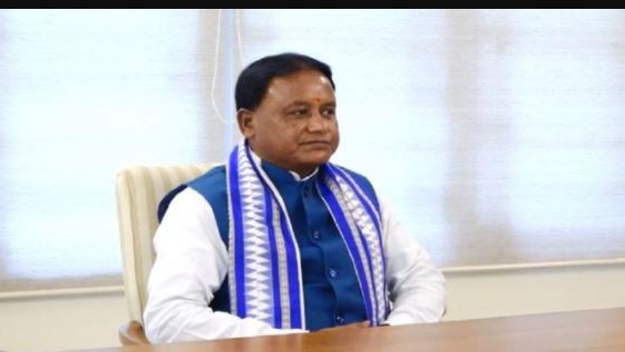 As part of the announcement, all sanitation workers across the state will be covered under a life insurance scheme worth ₹10 lakh. In the unfortunate event of death while on duty, their families will be entitled to a compensation of ₹30 lakh, a major step aimed at acknowledging their risk and dedication.