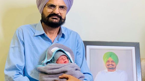 Sidhu Moose Wala's parents have a baby boy; father thanks well-wishers
