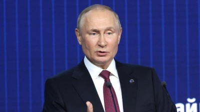 Russian election: Putin projected to win by historic margin after 95 pc of ballots counted
